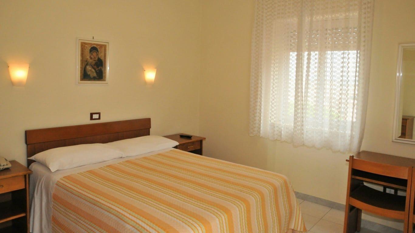 Hotel Casa Tra Noi โรม ภายนอก รูปภาพ