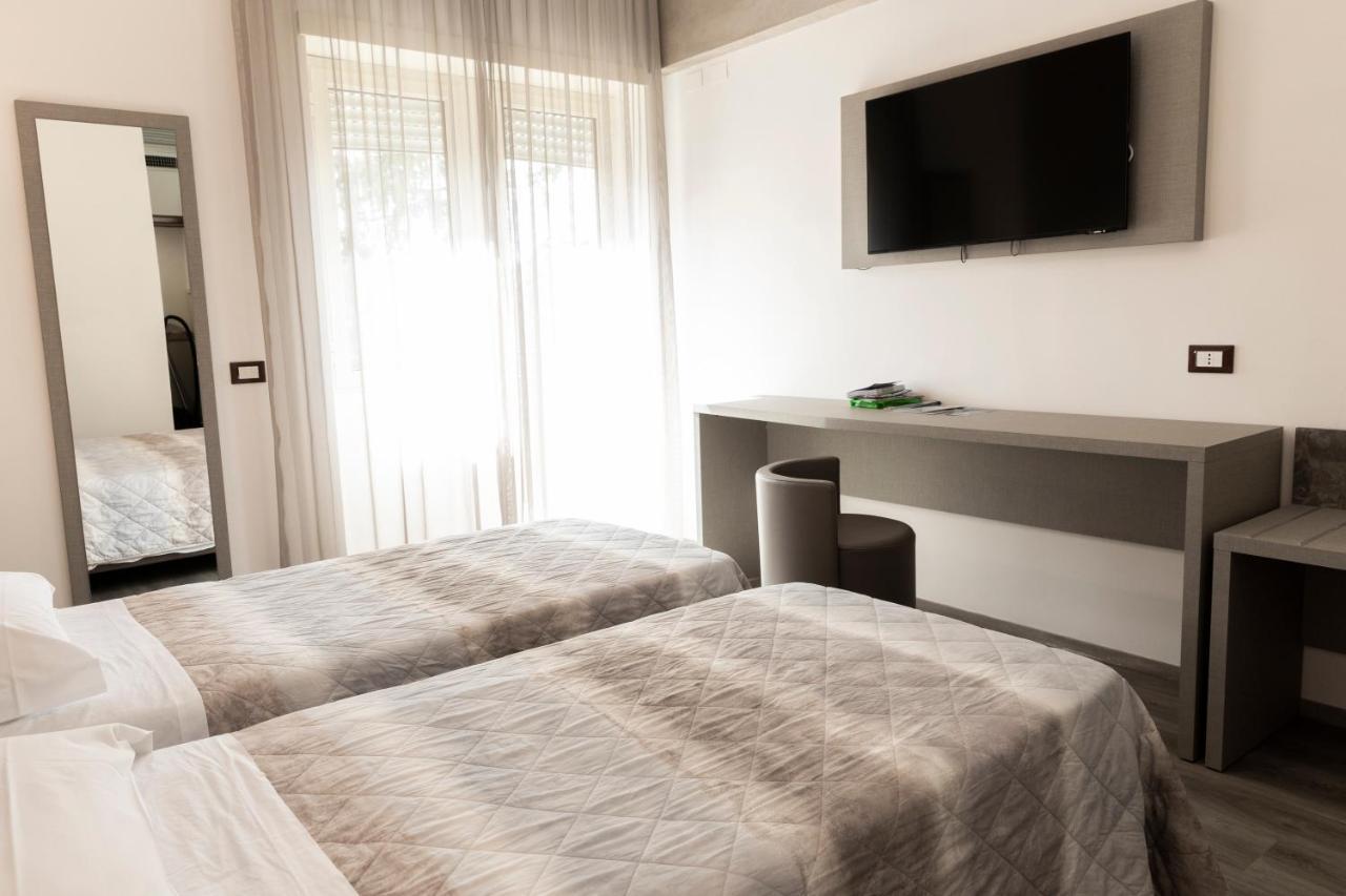 Hotel Casa Tra Noi โรม ภายนอก รูปภาพ