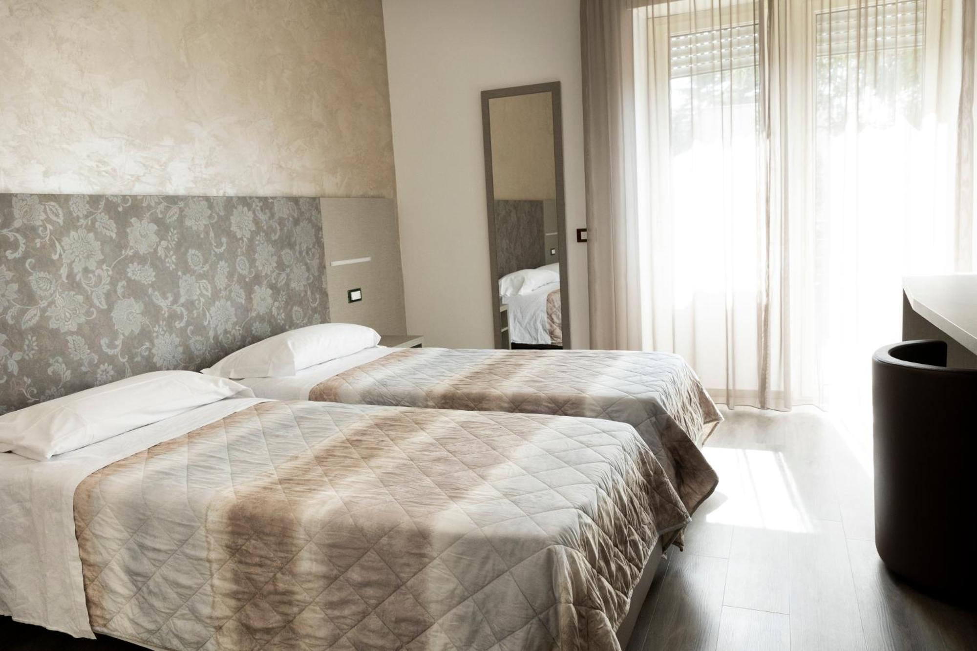 Hotel Casa Tra Noi โรม ภายนอก รูปภาพ