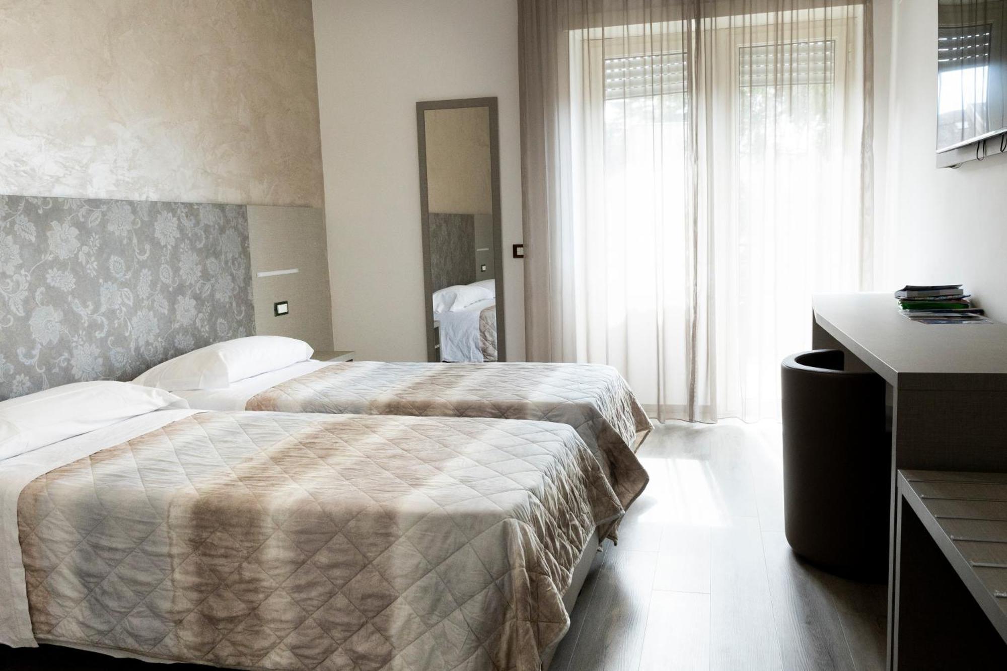 Hotel Casa Tra Noi โรม ภายนอก รูปภาพ