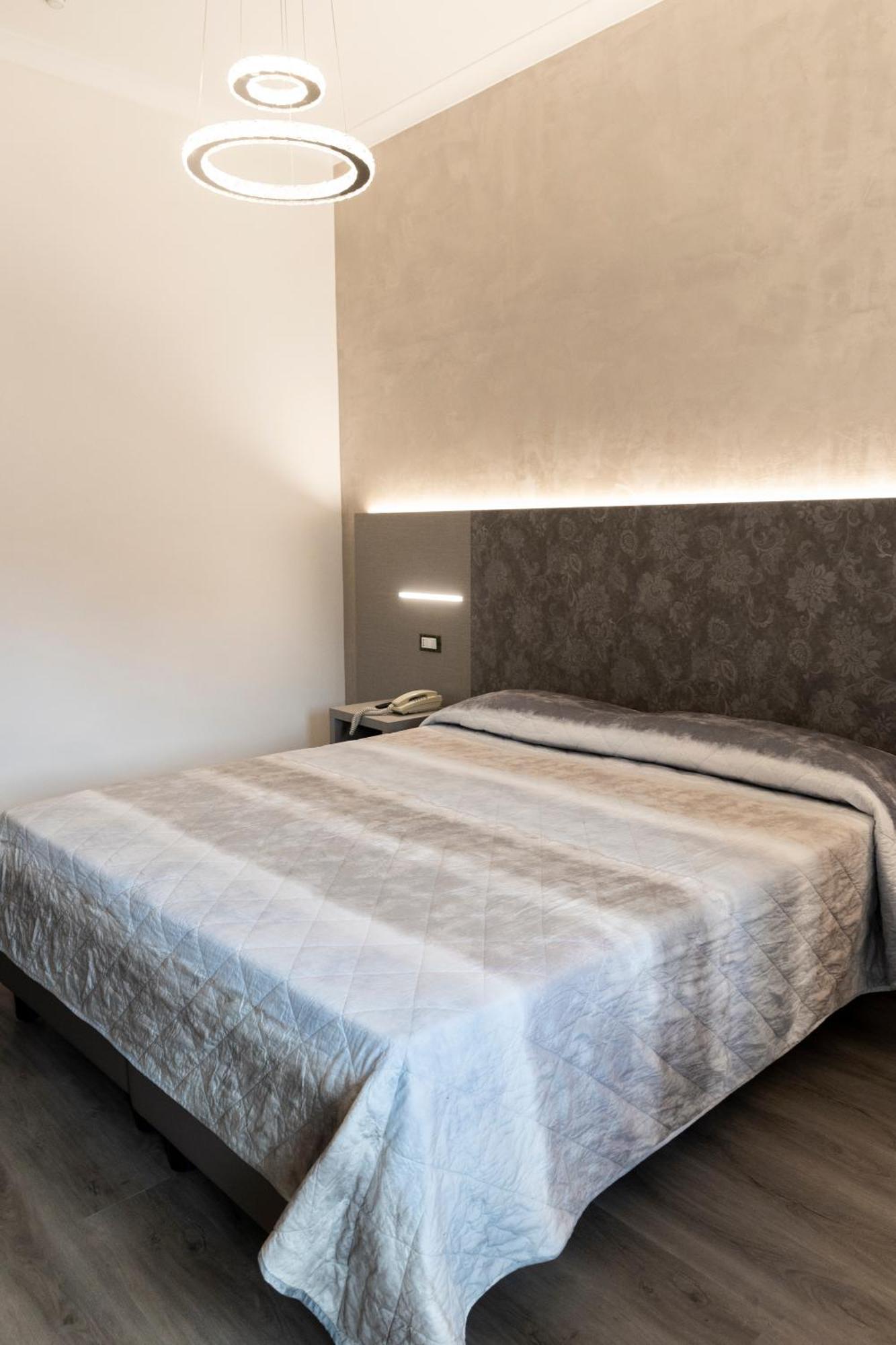 Hotel Casa Tra Noi โรม ภายนอก รูปภาพ