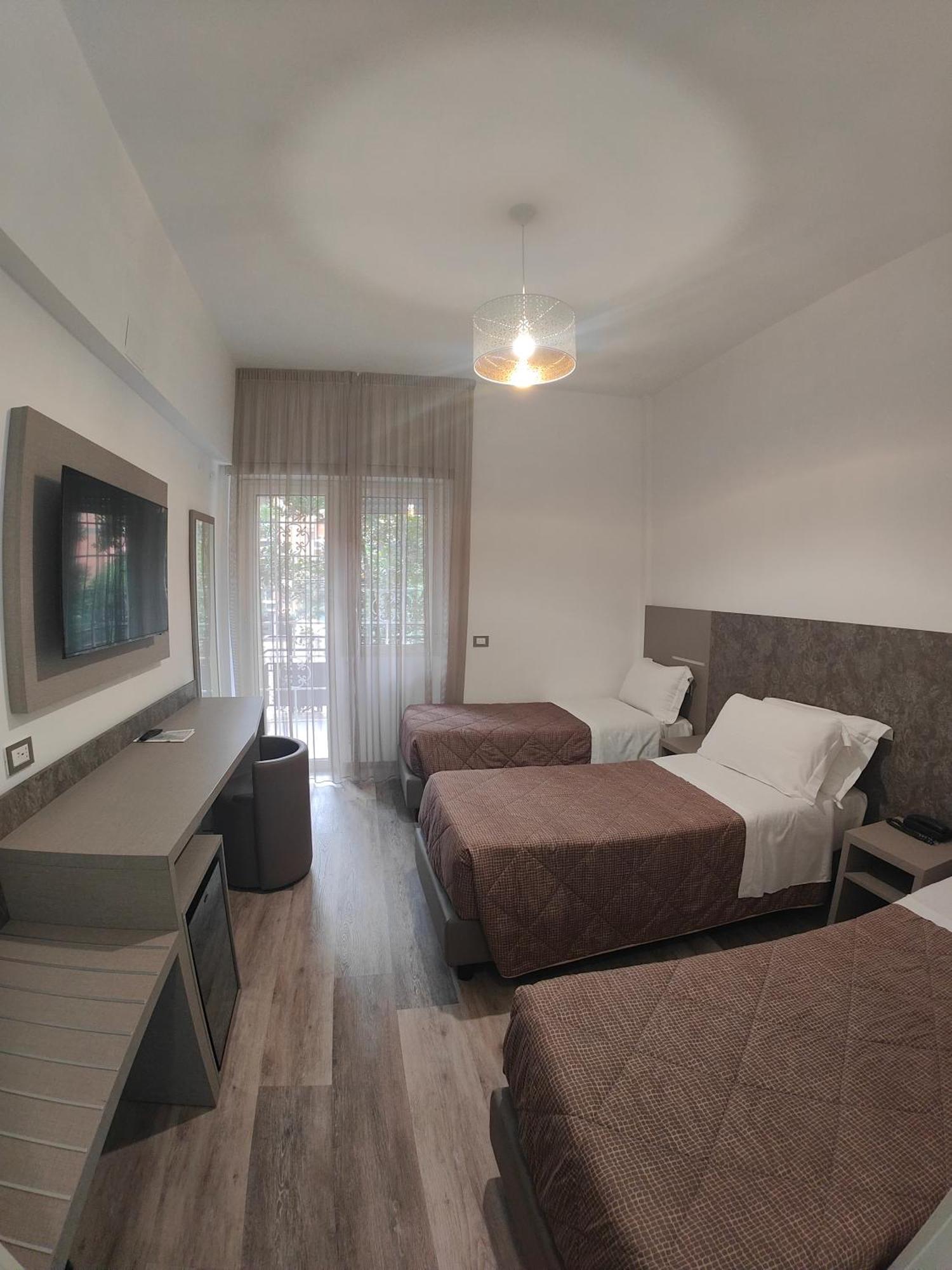 Hotel Casa Tra Noi โรม ภายนอก รูปภาพ