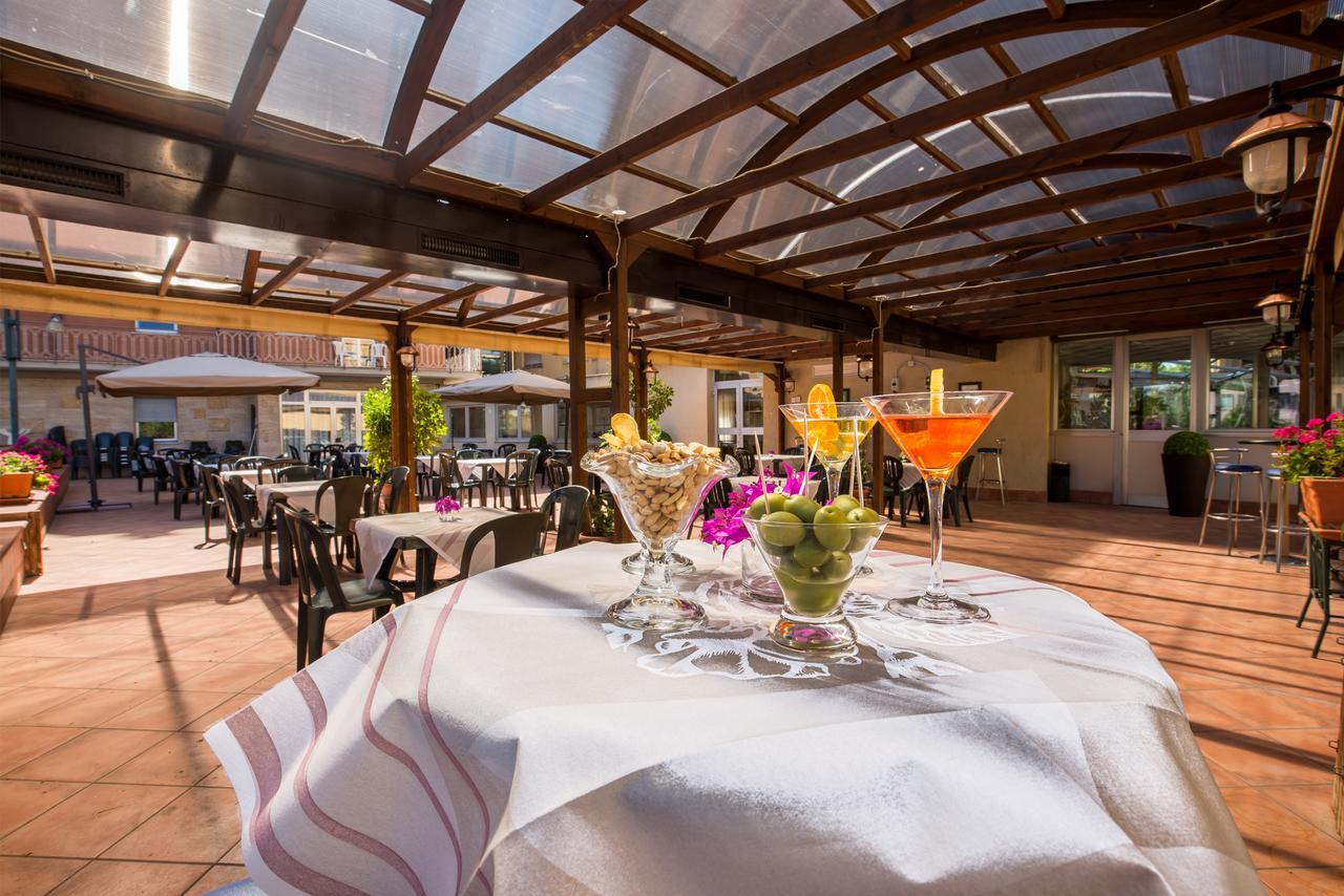 Hotel Casa Tra Noi โรม ภายนอก รูปภาพ